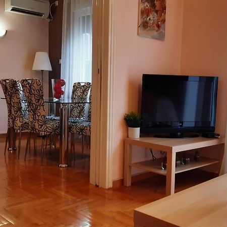 Georgia'S Cozy Apartment In Koukaki Athen Exterior foto